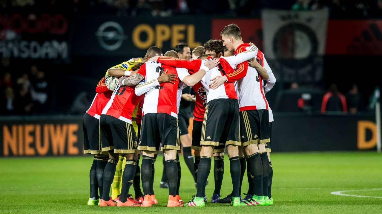 Soi kèo tài xỉu Feyenoord vs Bayern Munich